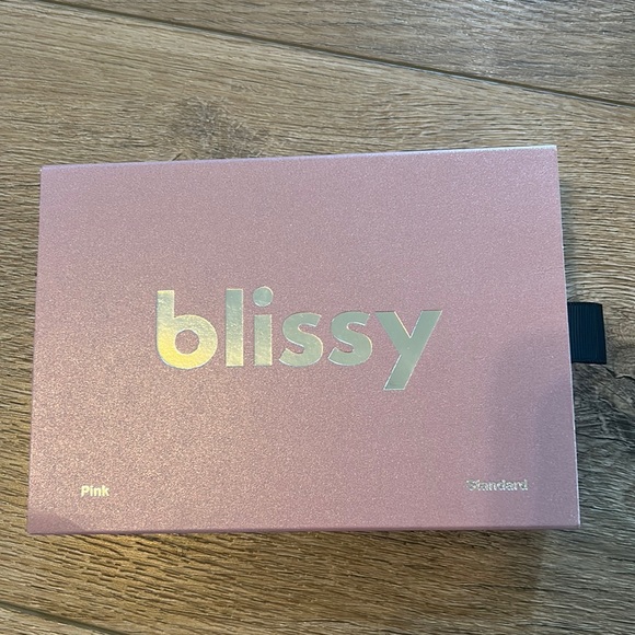 Blissy Bedding Blissy Mulberry Silk Pillowcase Poshmark